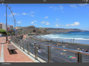 Гостиница Apartamento a 100 metros de Playa Las Canteras  Лас-Пальмас-Де-Гран-Канария